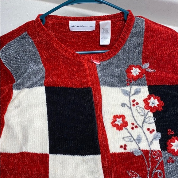 Cardigan - Picture 3 of 4